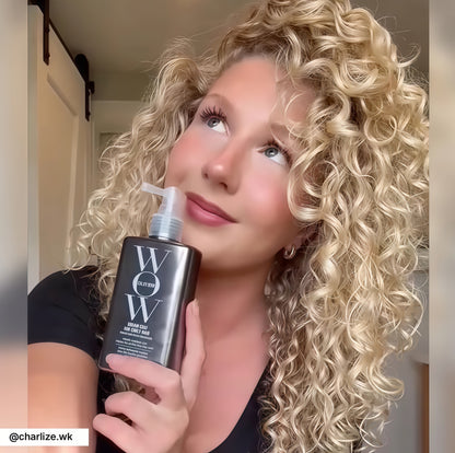 Lightweight Curl & Frizz Styling Spray Product Overview